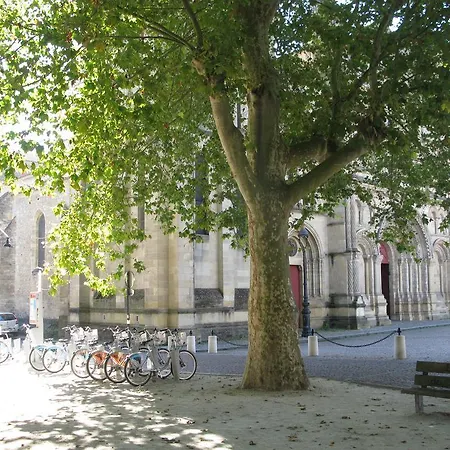 Bordeaux-sainte Croix Daire *
